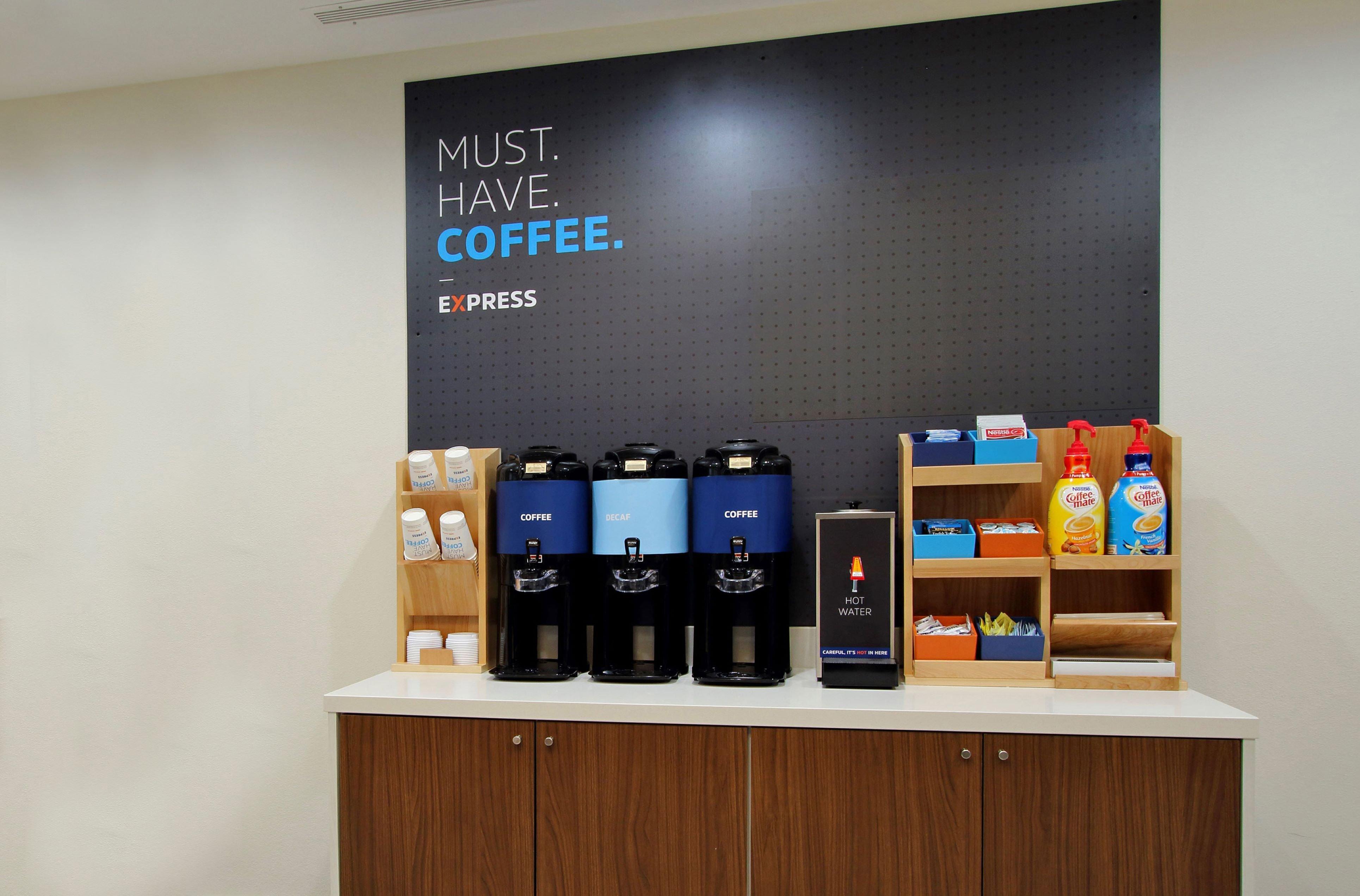 Holiday Inn Express & Suites - Redding By Ihg Exteriör bild