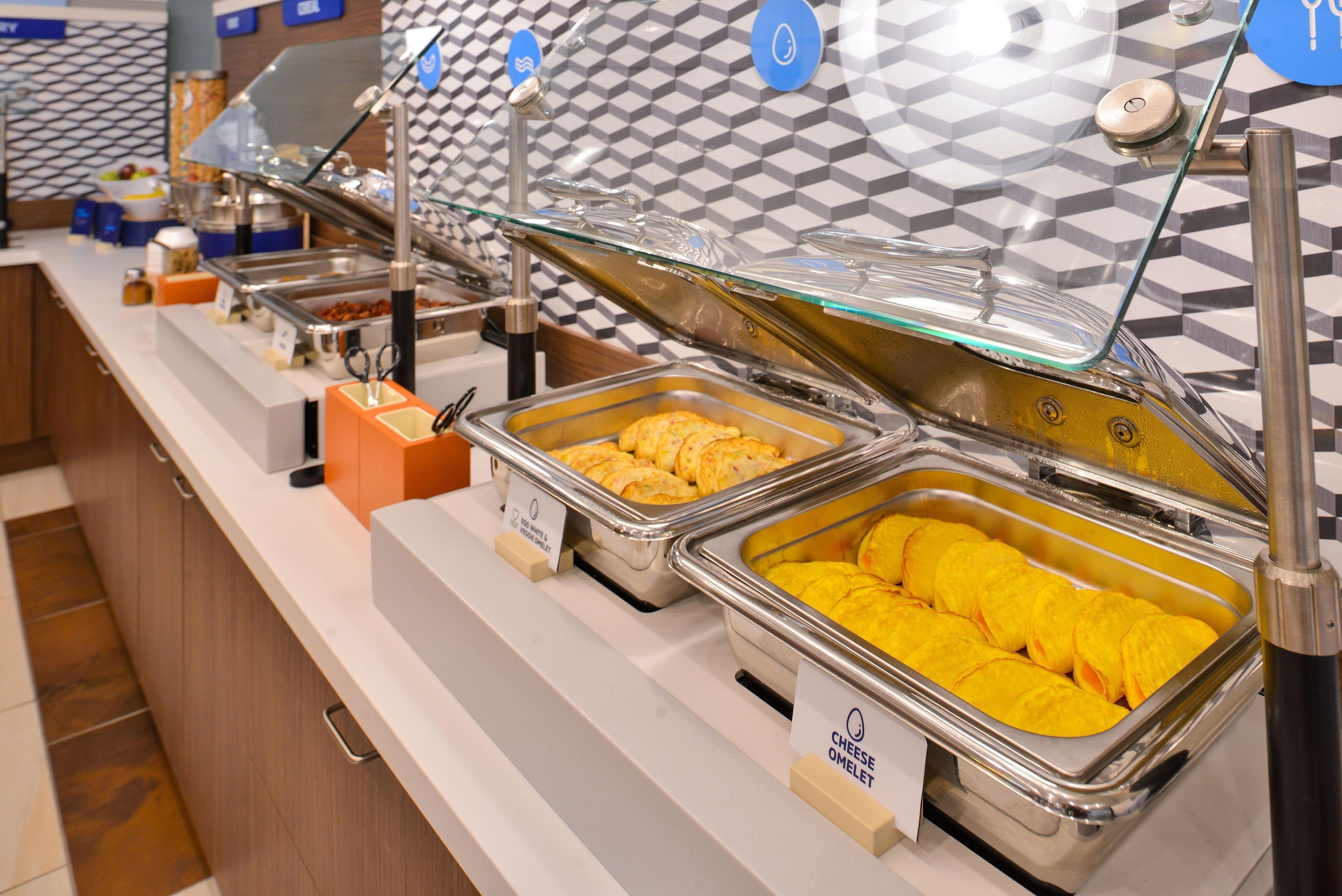 Holiday Inn Express & Suites - Redding By Ihg Exteriör bild